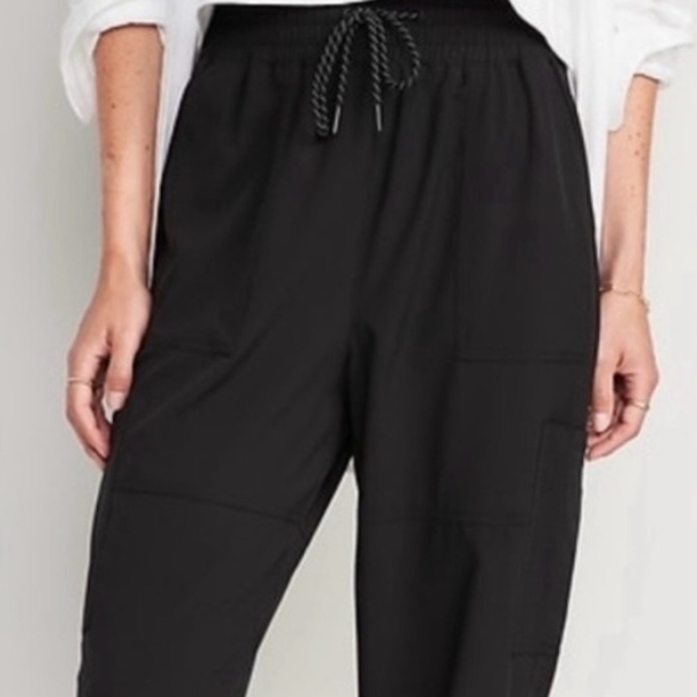 Old Navy Stretch Tech Joggers